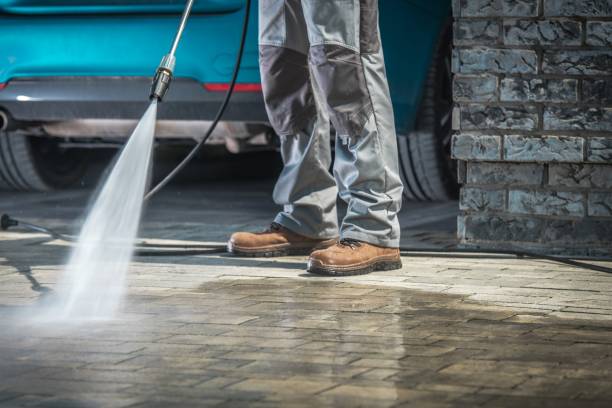 Best Driveway Pressure Washing  in Urbancrest, OH